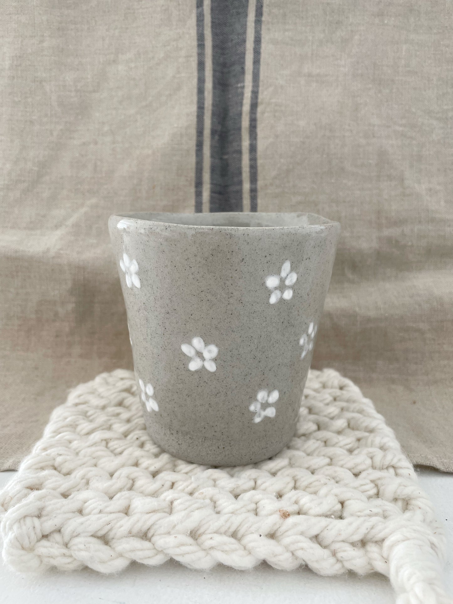 Daisy Mug Oat