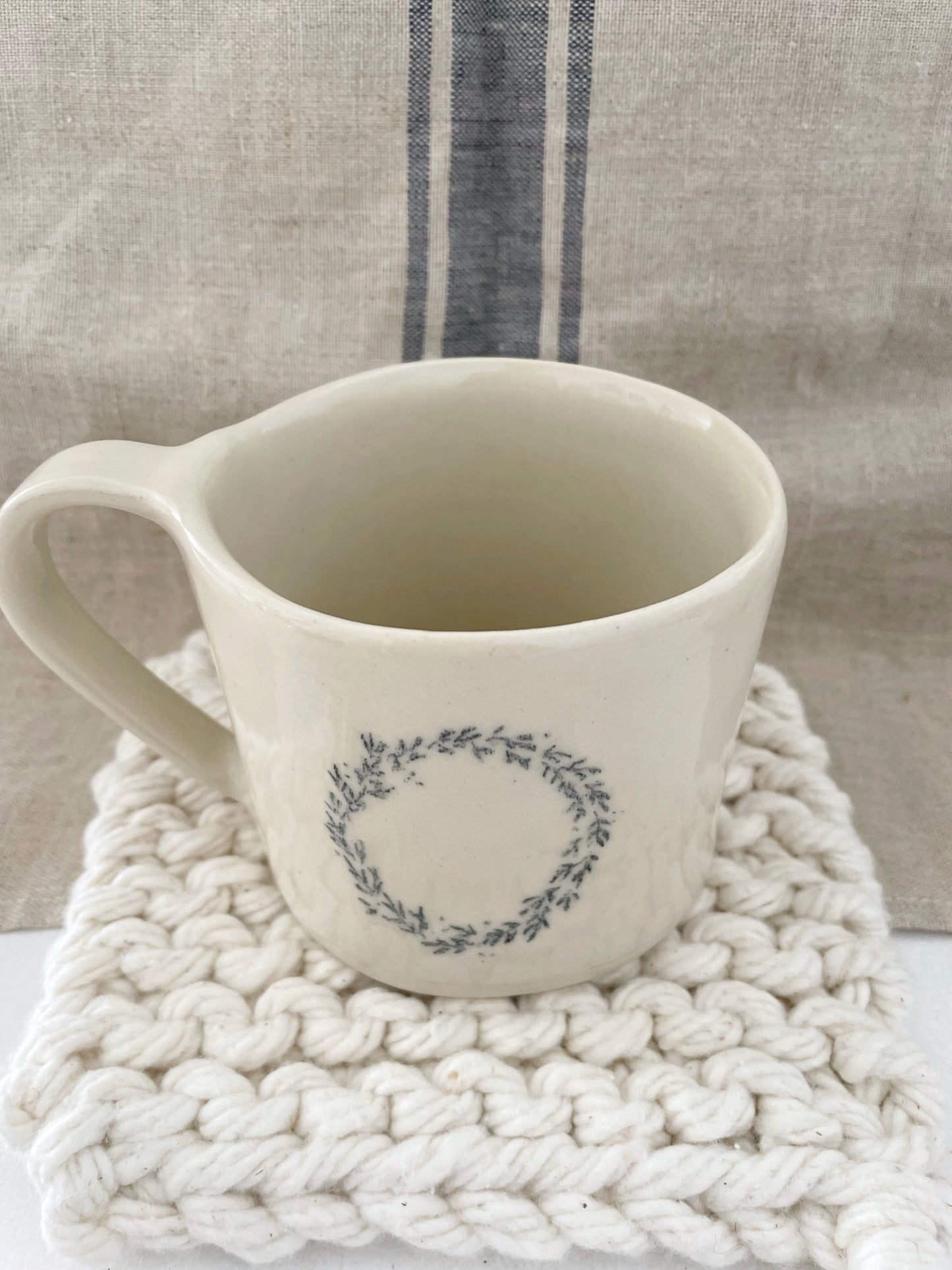 Double Wreath Mug